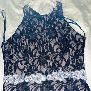 Short sleeve, long dress with side cut